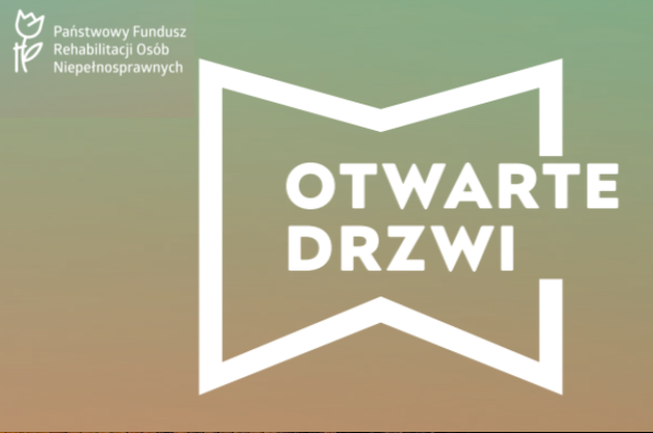 Otwarte drzwi plakat